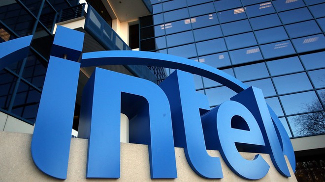  Intel chính là kẻ thứ ba xen vào mối quan hệ giữa Qualcomm và Apple. 