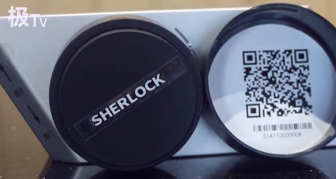  Để tải về ứng dụng di động kết nối với Sherlock M1, người dùng chỉ cần quét mã QR Code mà nhà sản xuất cung cấp 
