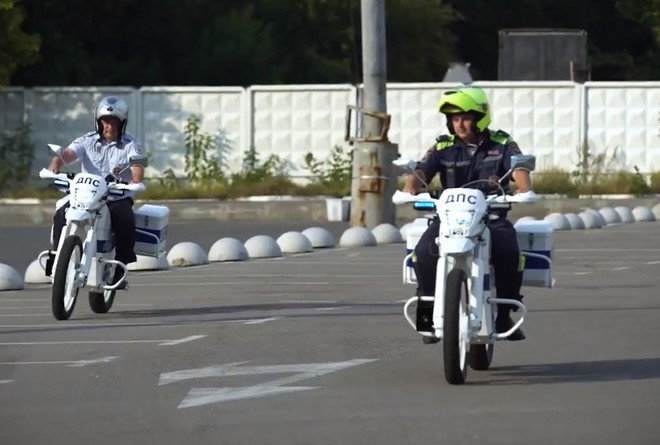 Nga phát triển xe máy điện cho quân đội và cảnh sát, đi được tối đa 150km, bằng từ Hà Nội tới Thanh Hóa - Ảnh 7.