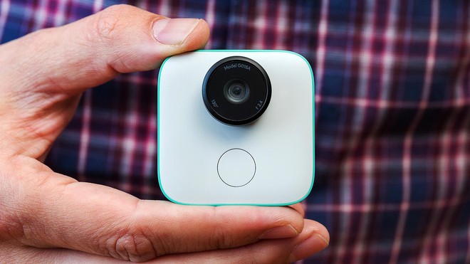  Trước đó, Google đã cho ra mắt chiếc camera thông minh Google Clips nhắm vào đối tượng người dùng phổ thông. 