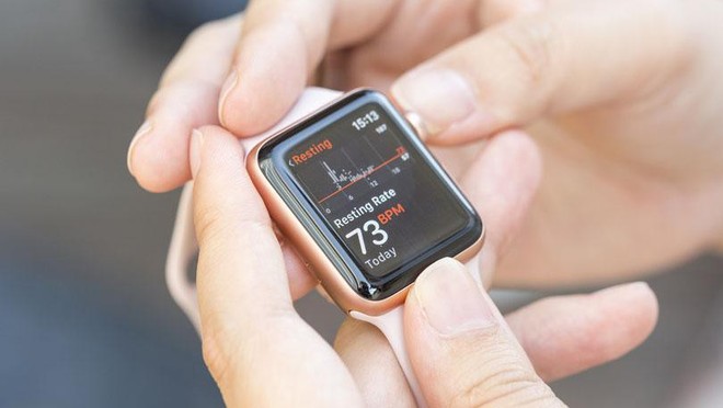  Apple Watch sẽ trở thành một thiết bị y tế thực thụ với chức năng đo điện tâm đồ 