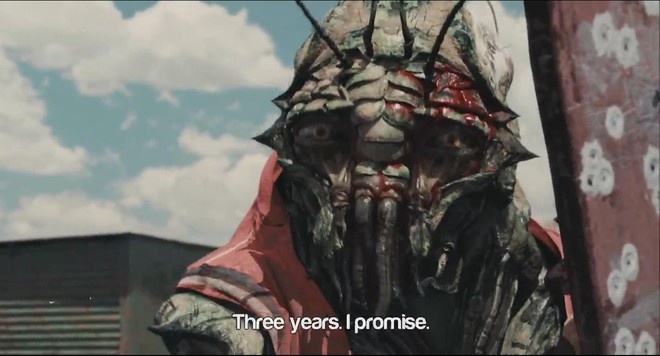  Nếu bạn đã xem District 9, chắc hẳn bạn nhớ tới lời hứa này. Ai dám nói đây là những sinh vật gớm ghiếc không có cảm xúc? 