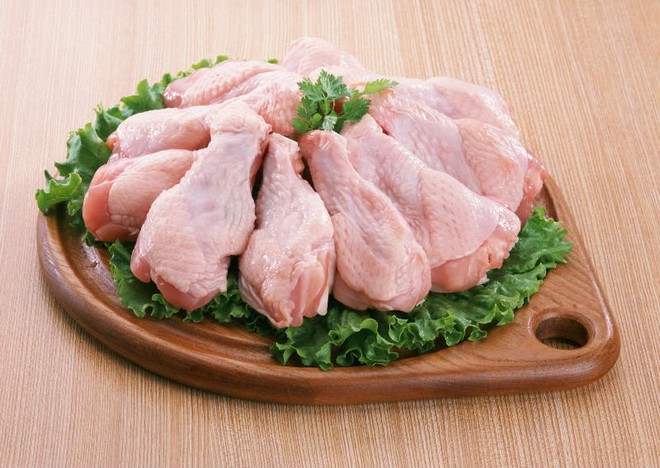  Ức gà có hàm lượng sắt heme thấp hơn đùi gà, và sẽ là lựa chọn tốt hơn 