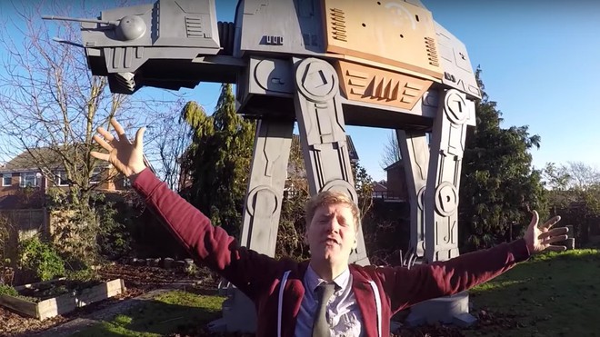  Con AT-ACT Walker của Colin Furze 