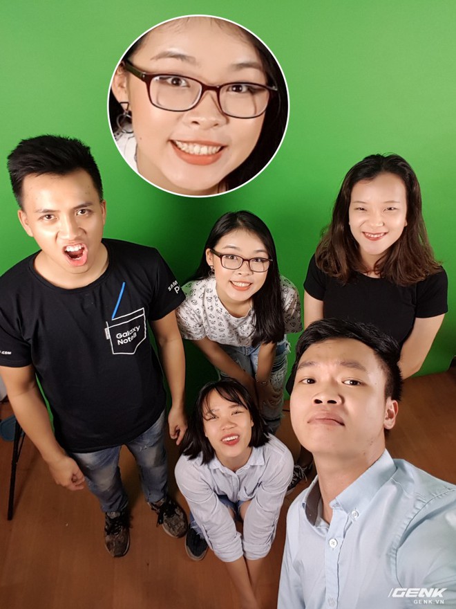  Khả năng selfie của máy đáng tiếc là chỉ ở mức trên trung bình vì thuật toán xử lý khá cũ. Màu sắc cho ra trông không chân thực lắm, vẫn thiên về ám vàng, không hợp với màu da người châu Á. Máy cũng chưa được cập nhật bộ tính năng như selfie với sticker hay xóa phông ảo mà Samsung đã mang lên J 2017 series. 