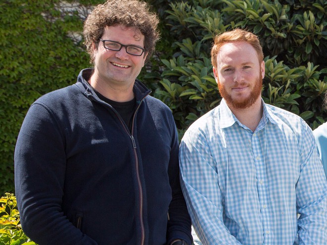 CEO Brian Hall (ảnh trái) và nhà sáng lập Noah Kraft của Doppler Labs