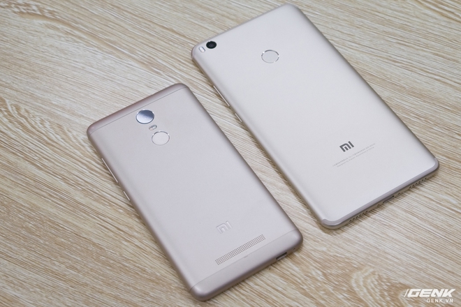  So sánh về mặt kích thước với một chiếc smartphone rất phổ biến của Xiaomi là Redmi Note 3 Pro 