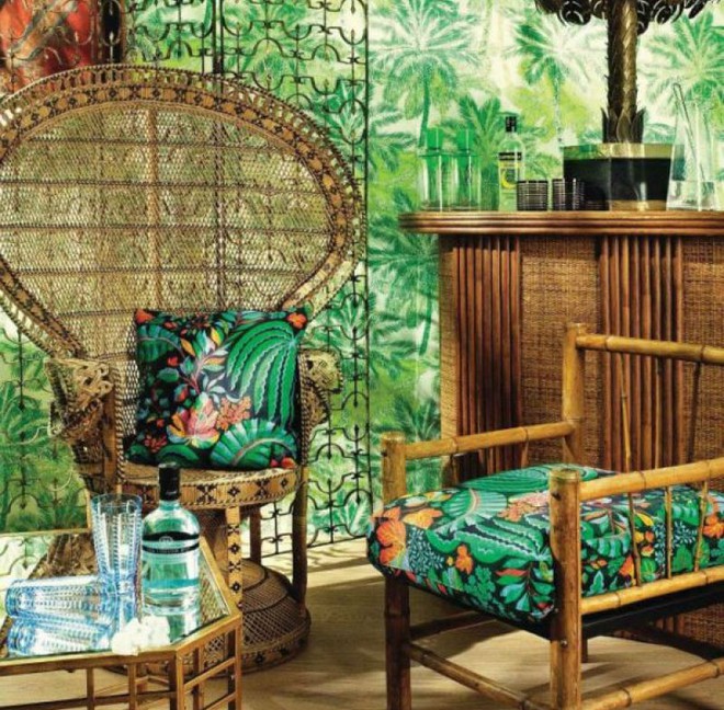 Những đồ nội thất bằng tre là một trong những lựa chọn hàng đầu dành cho Tropical Style. Sự đơn giản trong những chi tiết khớp nối, mùi thơm nhẹ của tre cùng trọng lượng nhẹ nhàng đáp ứng đầy đủ tiêu chí về xúc cảm vật liệu của phong cách nhiệt đới. 