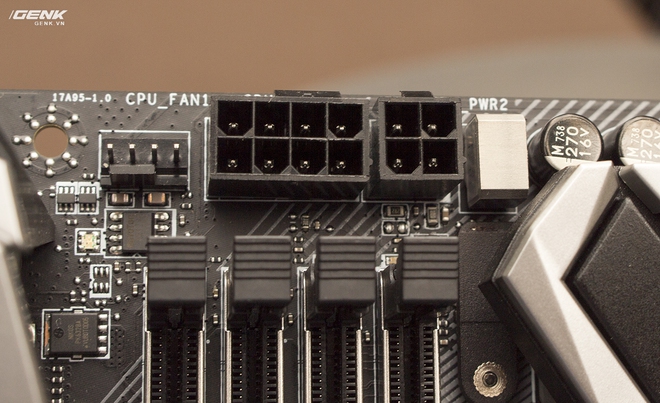 CPU sử dụng đầu cấp nguồn 8 4 pin. lượng điện năng cung cấp cho mạch VRM là khá lớn bao gồm cả tính năng ép xung.