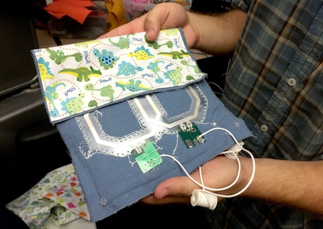  Những cuộn cảm của UC Berkeley có thể được tích hợp vào quần áo để chụp MRI cho trẻ em 