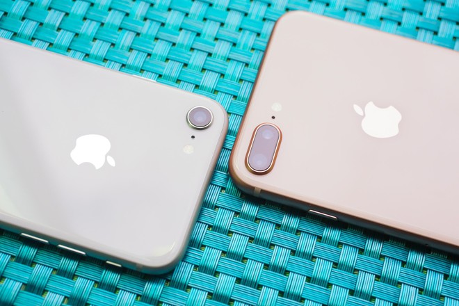  Thiết kế bứt phá của iPhone 8 và 8 Plus so với các dòng iPhone trước đó 