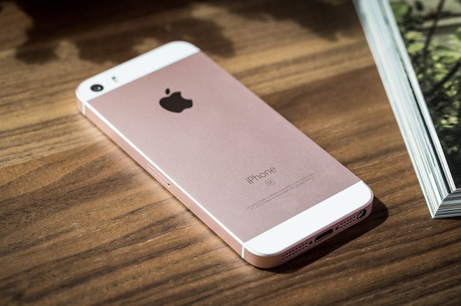 Có lẽ không ai ngờ lại có ngày Apple bán điện thoại mới ở giá 350 USD.
