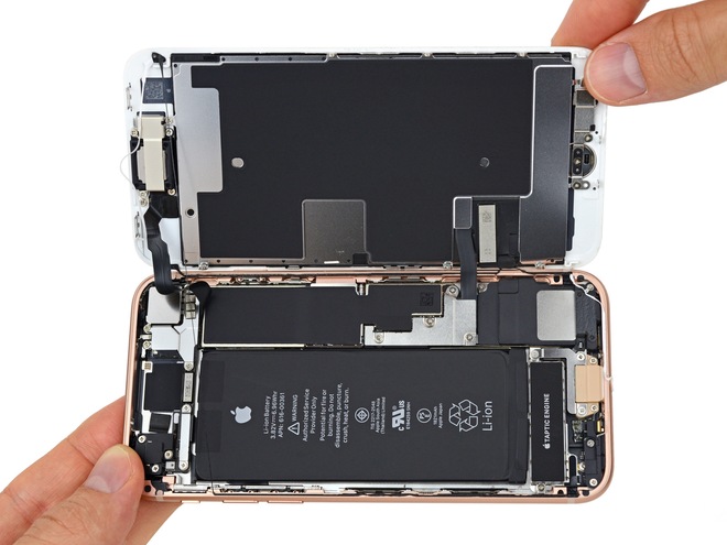  Pin iPhone 8 chỉ có dung lượng 1.822 mAh. 