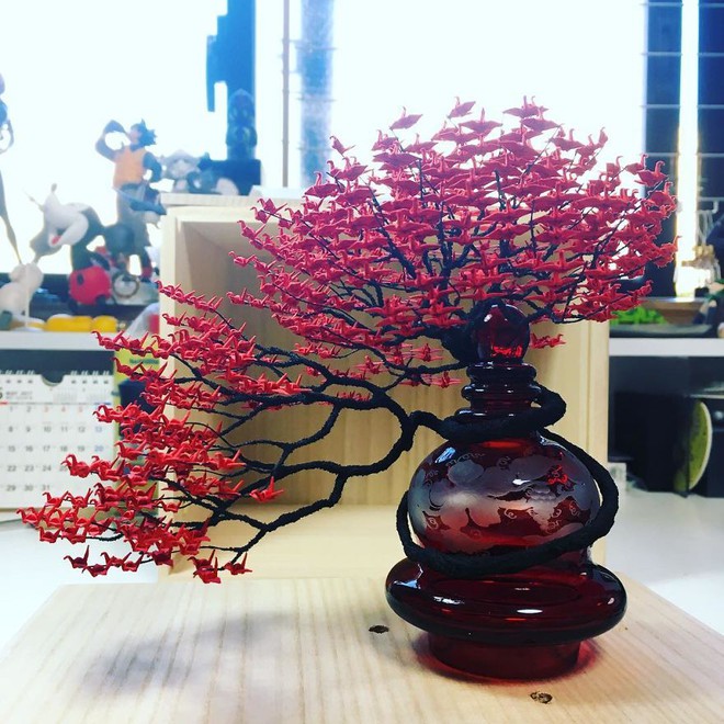  Điển hình là những cây bonsai làm từ hạc giấy của nghệ sĩ Naoki Onogawa. 