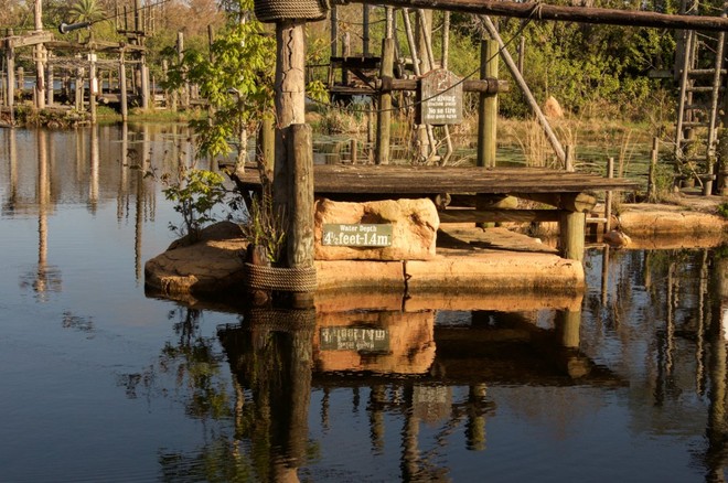 Nó là một trong hai công viên Disney, cùng với Discovery Island ở Orange County, bị đóng cửa vĩnh viễn. Cả hai đều bị bỏ hoang. 