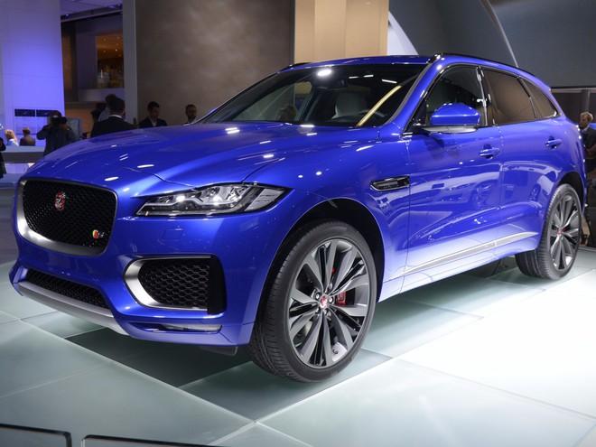  ...Jaguar F-PACE 