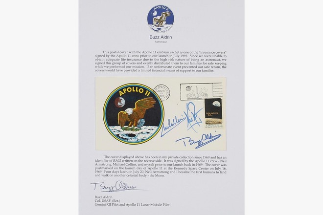  Tờ bảo hiểm nhân thọ trọn đời cho gia đình của phi hành gia Buzz Aldrin (12.000 - 18.000 USD) 