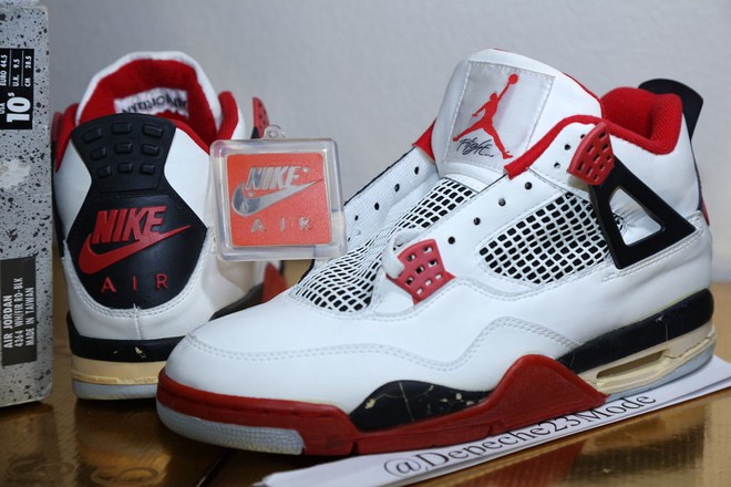  Air Jordan 4 Fire Red 