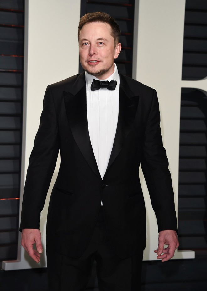  Musk trông cực bảnh bao với bộ suit không thể vừa vặn hơn tại lễ trao giải Oscar 2017 