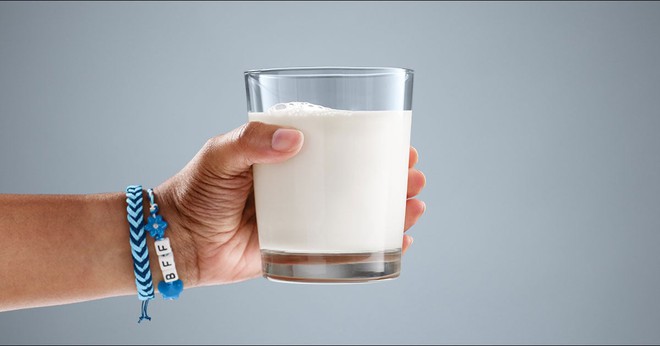 Từ 2018, các hãng sữa phải ghi rõ sữa bò tươi hay sữa bột pha nước ngay trên vỏ hộp - Ảnh 2.