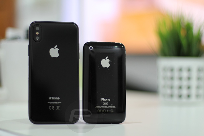  iPhone X Black với iPhone 3G/3Gs 