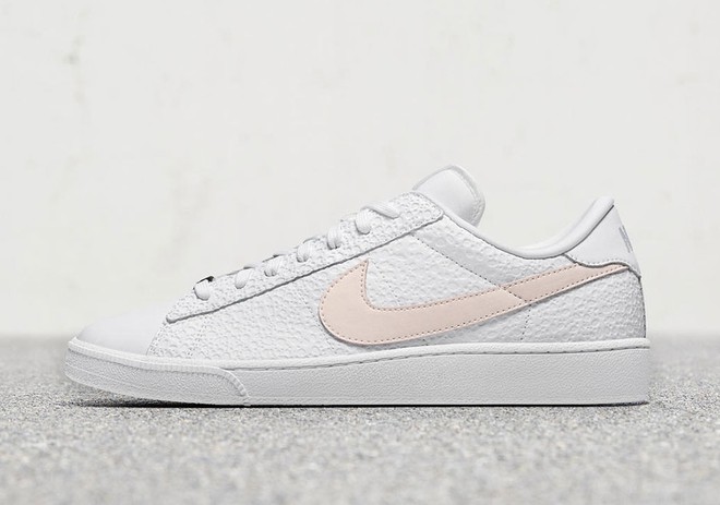  Nike Tennis Classic 