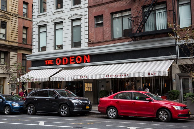  Nhà hàng The Odeon được gắn sao ẩm thực Michelin, được khai trương vào năm 1980, từng là là nơi lui đến của khá nhiều nghệ sĩ nổi tiếng như Andy Warhol 