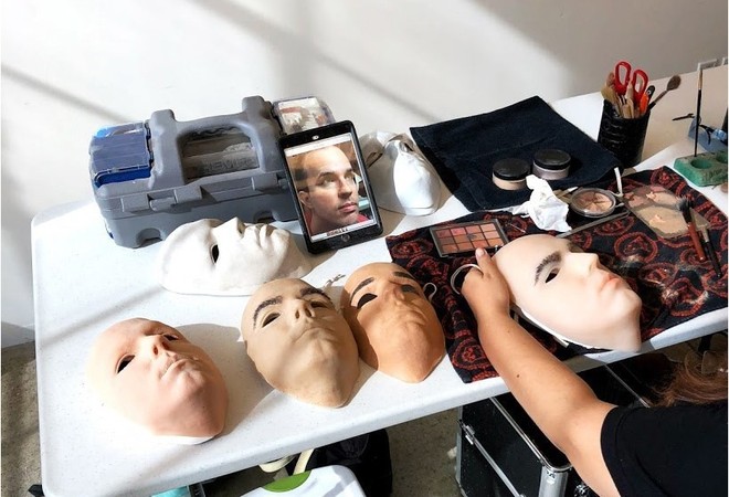  WIRED cũng thử nghiệm với những chiếc mặt nạ với chi phí lên đến hàng nghìn USD. 