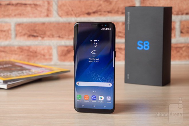  Dù đã ra mắt được hơn 6 tháng nhưng Galaxy S8 chưa bao giờ hết hot ở phân khúc cao cấp dưới 20 triệu đồng 