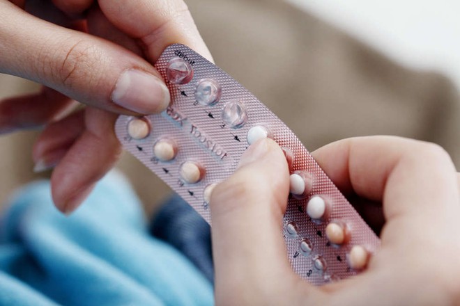  Các thuốc tránh thai hiện nay thường có nhiều hooc-môn nữ. 