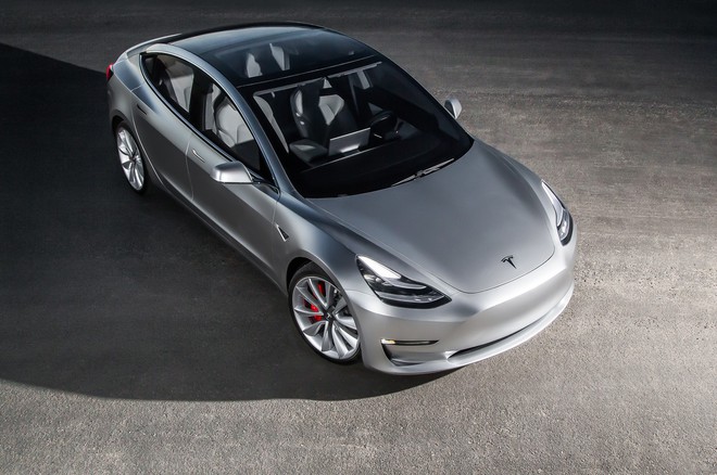 Tesla bán ra lượng xe kỷ lục trong quý vừa rồi nhưng sản lượng Model 3 vẫn thấp, chỉ sản xuất được 260 chiếc - Ảnh 1.