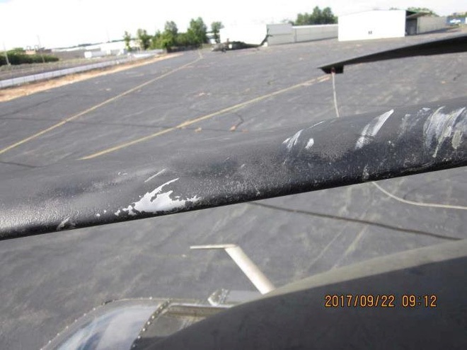  Phần cánh quạt bị hư hại của UH-60 