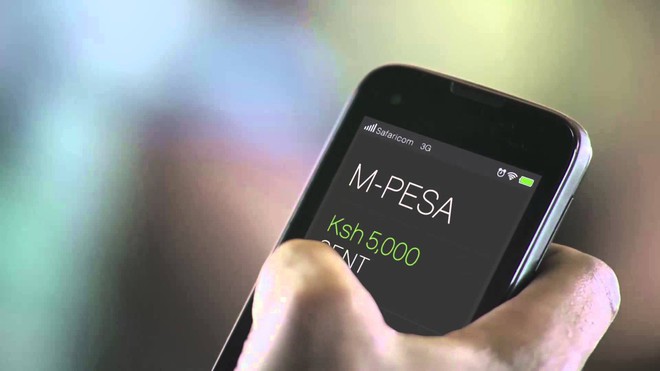  M-PESA - dịch vụ đã giúp người dân Kenya có thể chuyển tiền di động với một chi phí rẻ hơn rất nhiều so với trước đây 