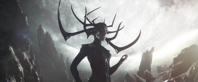 Hóa ra, mũ trùm đầu gai tua tủa của nữ nữ ác thần Hela trong Thor: Ragnarok được in 3D và nặng chưa tới 2kg - Ảnh 1.