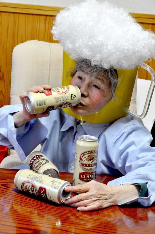 Cụ bà 89 tuổi người Nhật khiến cả thế giới phát sốt với bộ sưu tập ảnh tự chụp cực kỳ hài hước - Ảnh 5.