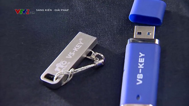 USB không bị virus của quân đội Việt Nam đã được thương mại hóa, bản 8GB giá 880 ngàn đồng - Ảnh 1.