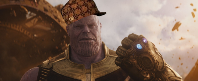  Đầu tiên là một phiên bản Thanos ăn chơi với chiếc mũ có họa tiết được lấy cảm hứng từ hãng thời trang Gucci, quá là thời thượng! 