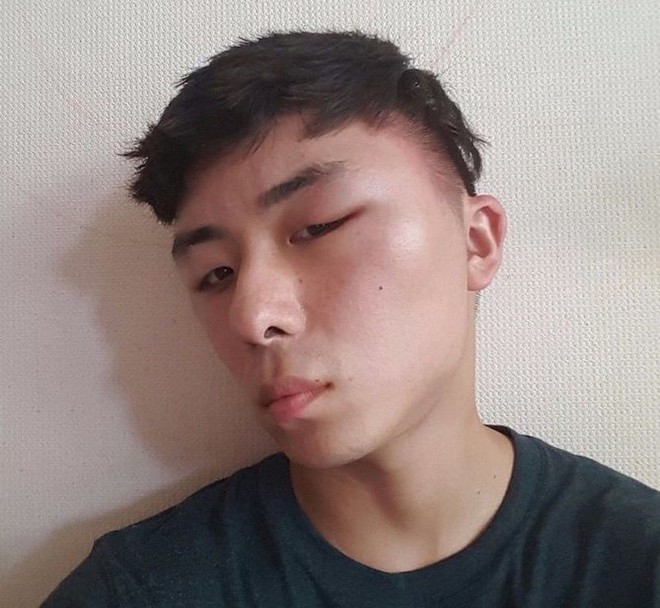 Hí hửng đi nhuộm tóc, anh chàng Hàn Quốc nhận về quả đầu phình như nhân vật hoạt hình - Ảnh 11.