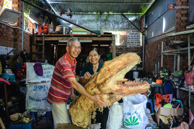 Biết tin bị ung thư vòm họng, chàng trai bỏ việc về mở xưởng làm... mô hình quái vật - Ảnh 13.