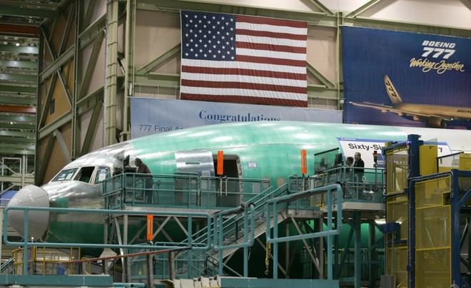  Chiếc 777 đang được lắp ráp tại Everett, Washington. 