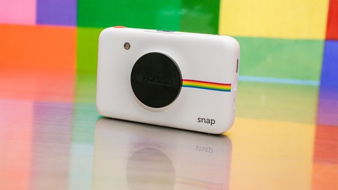 Thực chất, các sản phẩm này dù mang nhãn của Polaroid nhưng không phải do họ phát triển