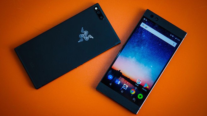 Cận cảnh Razer Phone, smartphone đầu tiên dành riêng cho game thủ - Ảnh 3.