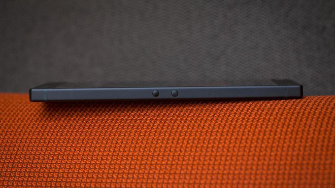Cận cảnh Razer Phone, smartphone đầu tiên dành riêng cho game thủ - Ảnh 14.