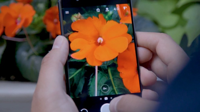  Giao diện camera kép của OnePlus 5 với nút bấm 2X dùng để zoom quang học 