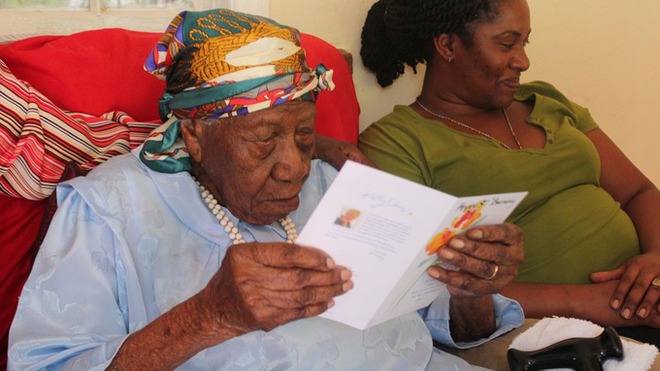  Cụ Violet Brown 117 tuổi hiện đang sống ở Jamaica 