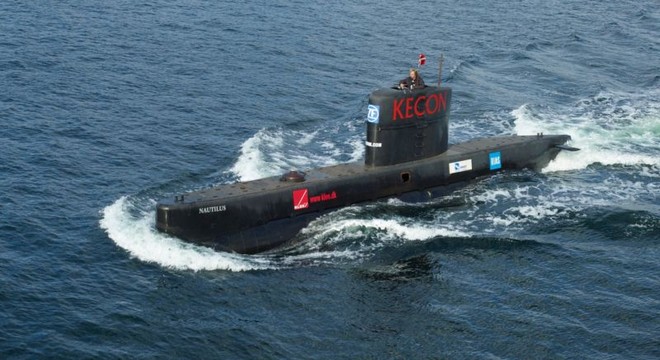  Con tàu ngầm tự chế lớn nhất thế giới UV3 Nautilus. 