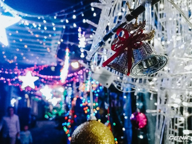 Đời sống qua lăng kính smartphone (Kỳ 1): Người dân Sài Gòn nô nức trang trí phố xá đón Noel đến gần - Ảnh 24.
