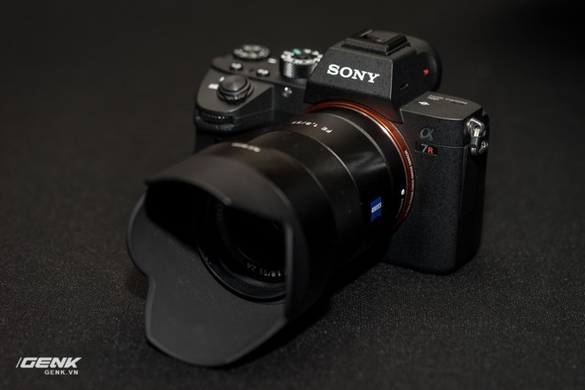 Trên tay máy ảnh không gương lật Sony A7R mark III: Tiệm cận với sự hoàn hảo - Ảnh 5.