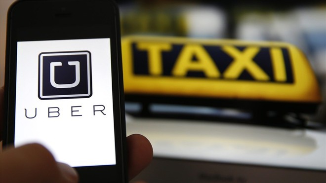 Hiệp hội Taxi Hà Nội đề nghị Uber, Grab đặt máy chủ tại Việt Nam - Ảnh 1.