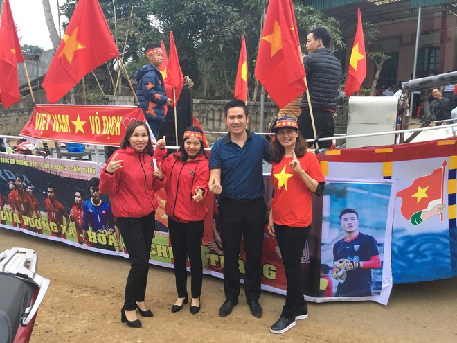 Asanzo - thương hiệu điện tử đến từ Việt Nam tặng TV cho gia đình thủ thành U23 Bùi Tiến Dũng cùng 174 hộ dân nghèo địa phương trước thềm chung kết - Ảnh 3.